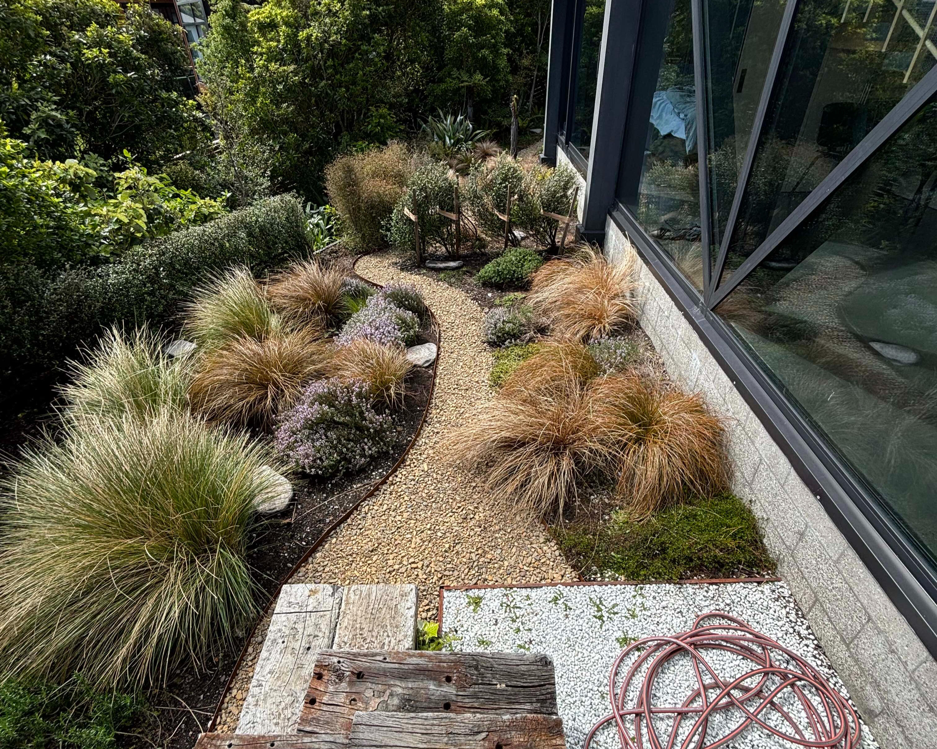 Maungaraki - Garden Pathway